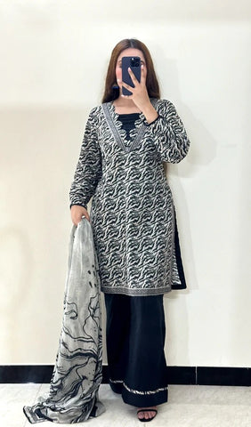 Karandi 3pc Printed Shirt with Dubatta